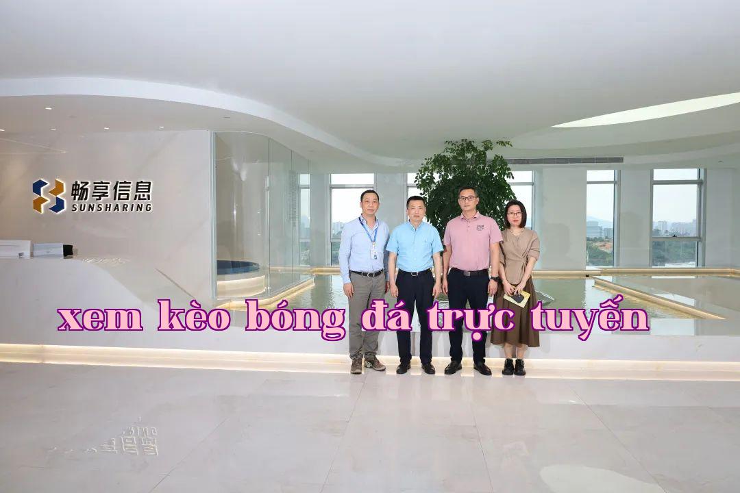 Hồ Lý3.jpg